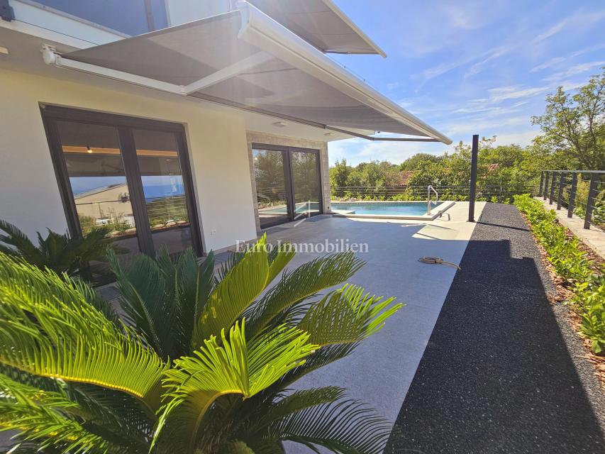 Malinska - nova hiša z bazenom in pogledom na morje!