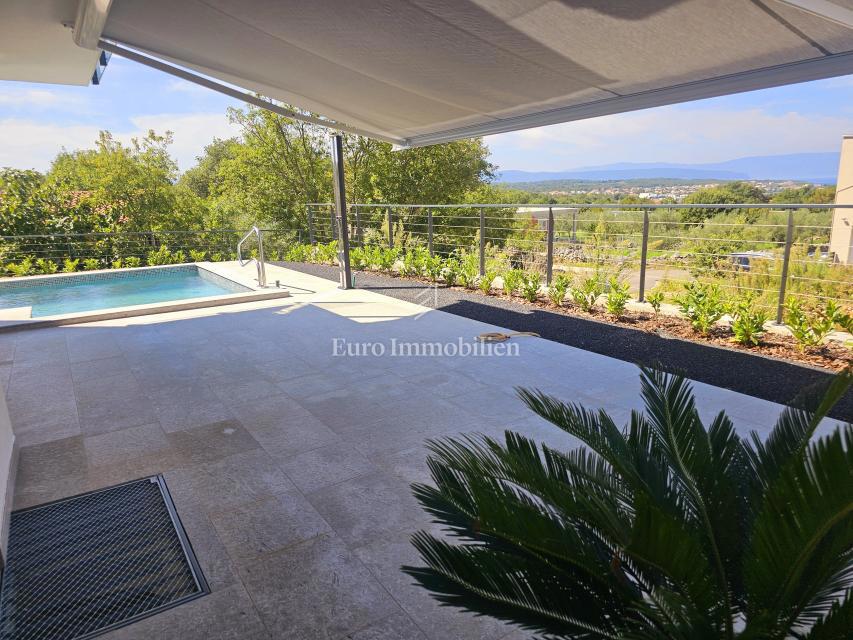 Malinska - nova hiša z bazenom in pogledom na morje!