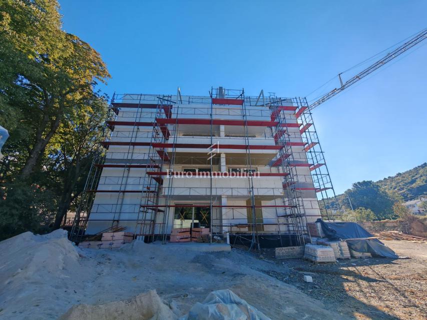 Stanovanje v novogradnji blizu morja, Senj