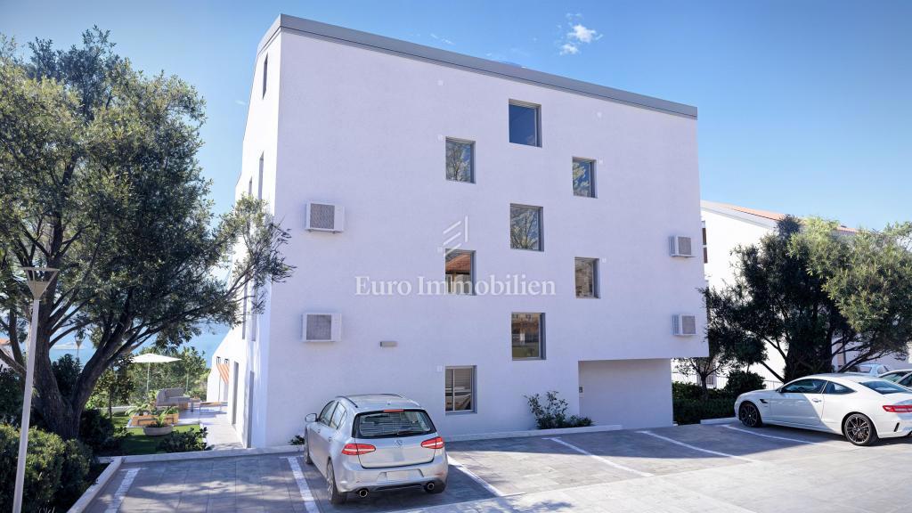 Povile – 2. nadstropje novogradnje, 30 m od morja