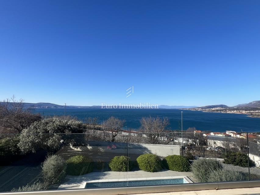 Klenovica – Hiša s panoramskim pogledom na morje