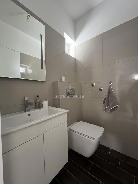 Klenovica – Hiša s panoramskim pogledom na morje