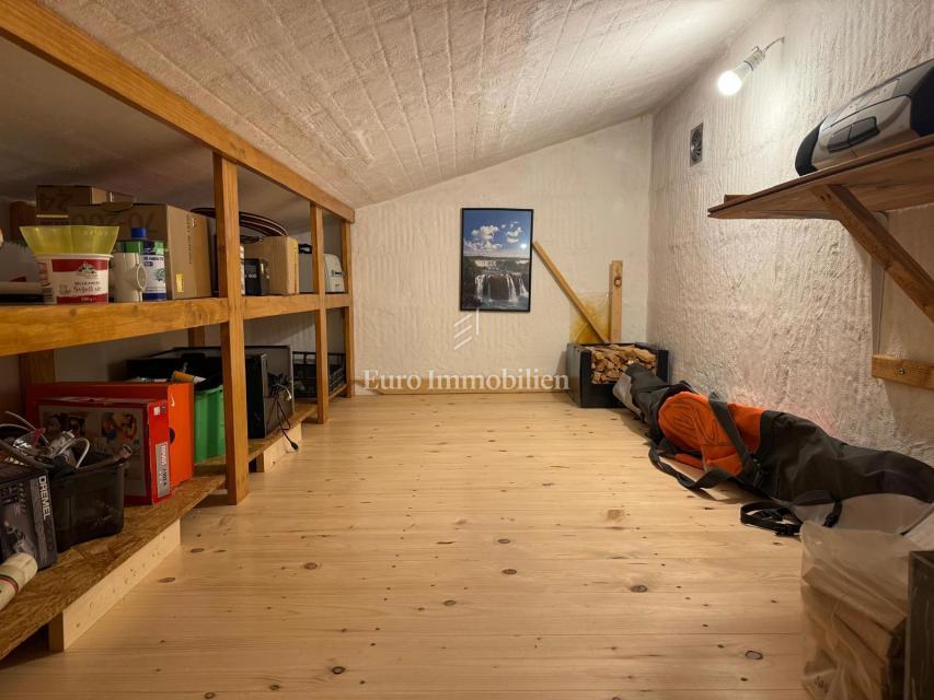 Dvosobno stanovanje v novejši stavbi v Buzdohanju