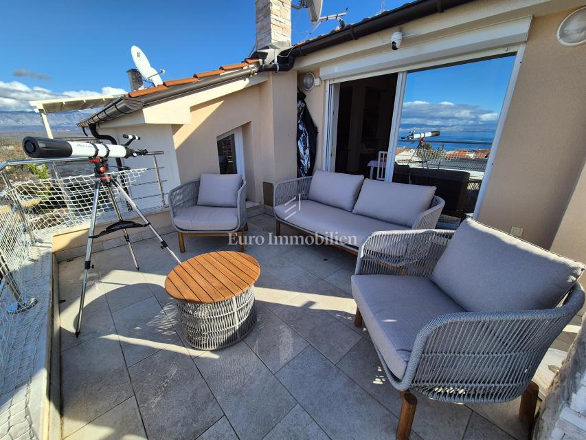 Apartma z odprtim pogledom na morje in vrtom!