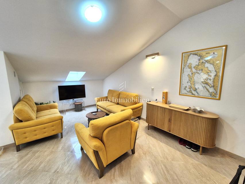 Apartma z odprtim pogledom na morje in vrtom!