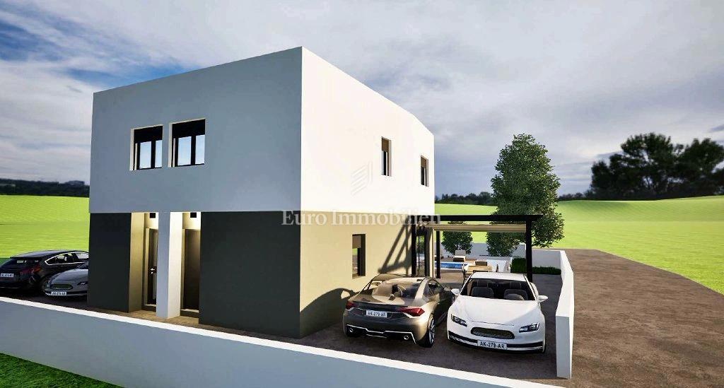 Dupleks stanovanje v hiši z bazenom, Vodice