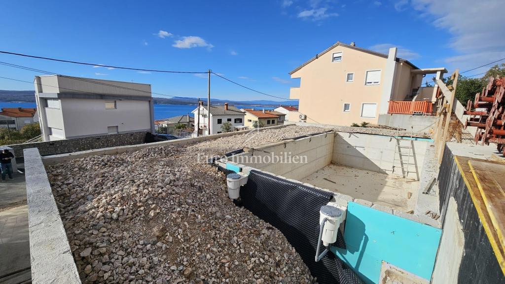 Crikvenica - apartma z bazenom in pogledom na morje