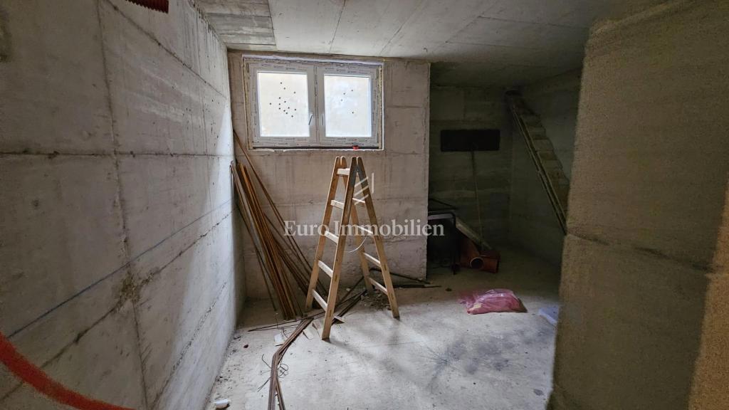 Crikvenica - apartma z bazenom in pogledom na morje