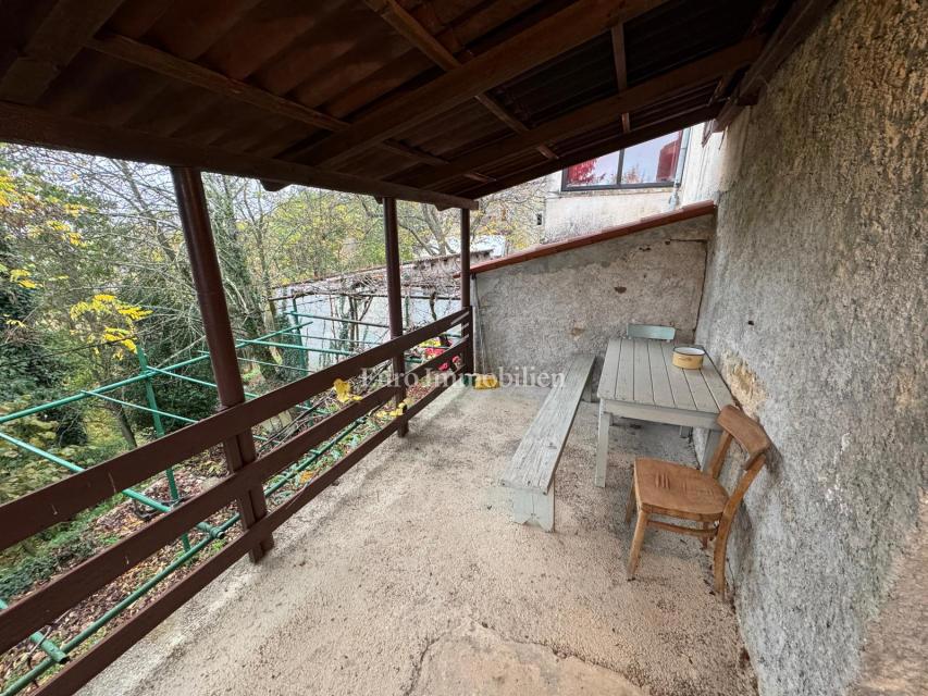 Istra - Avtentična kamnita hiša in gradbeno zemljišče