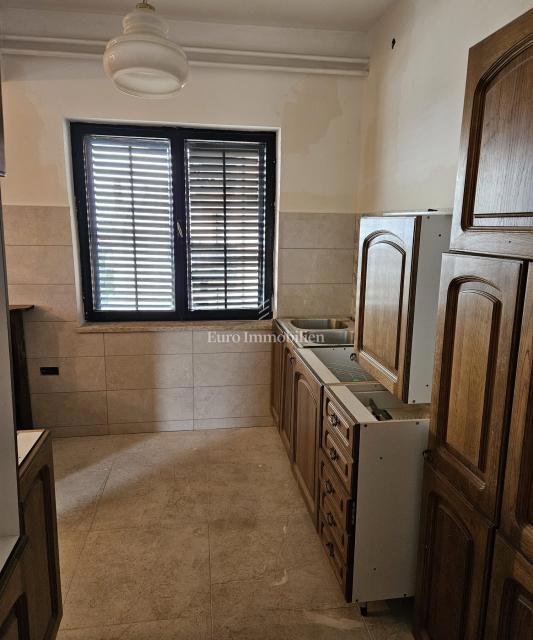 Viškovo, Marinići – čudovito stanovanje z razgledom na morje