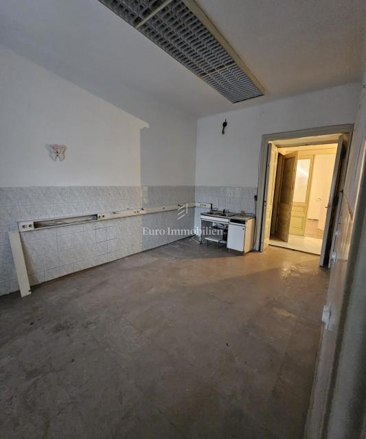 Center Reke – prostorno stanovanje 137 m² naprodaj