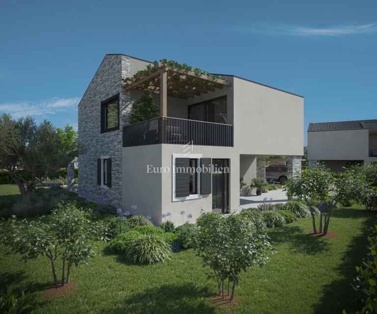 Istra, Peroj – Stavbno zemljišče v mirni lokaciji