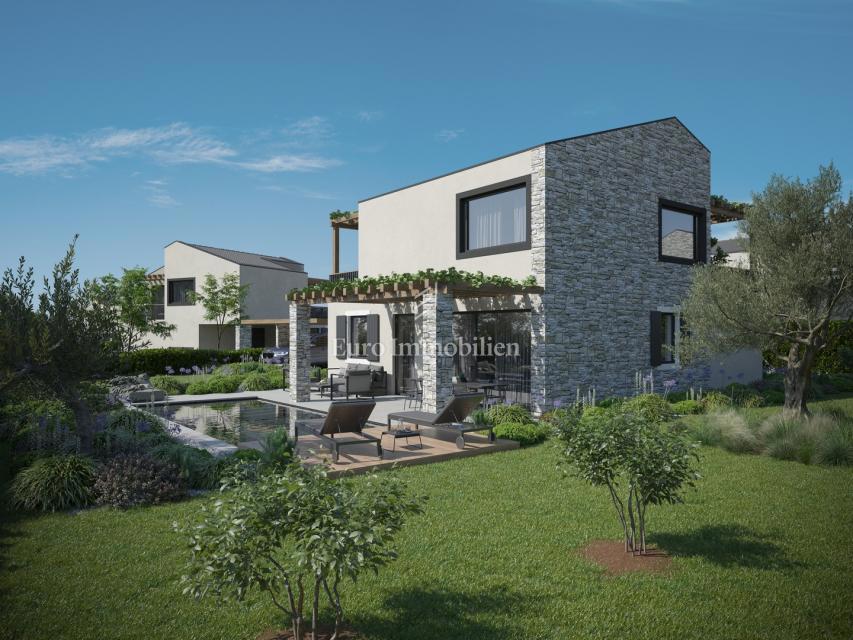 Istra, Peroj – Stavbno zemljišče v mirni lokaciji