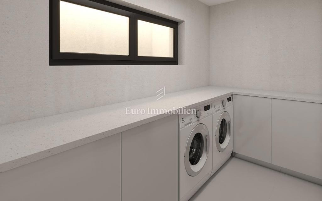 Vila z infinity bazenom, druga vrsta do morja - Vinjerac