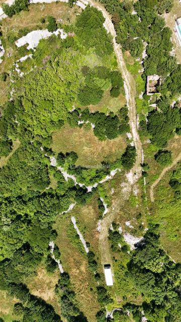 Okolica Labina – gradbeno zemljišče s pogledom na morje