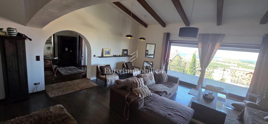 Jadranovo - hiša z bazenom in pogledom na morje