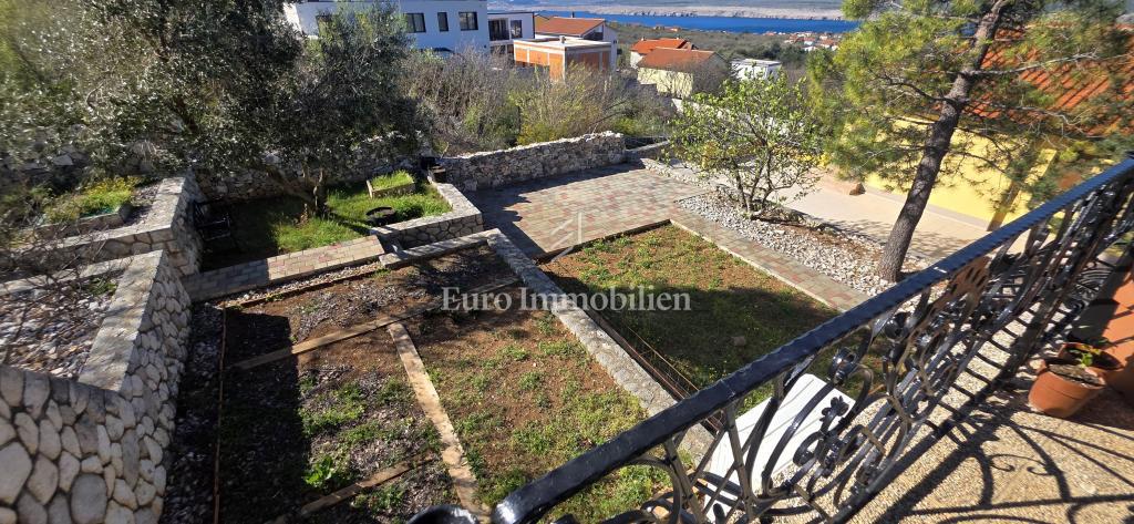 Jadranovo - hiša z bazenom in pogledom na morje