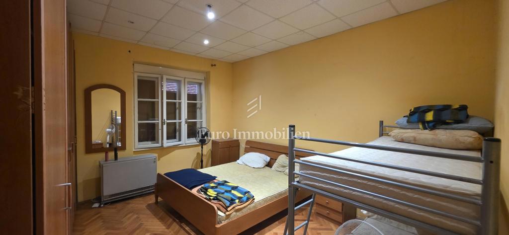 Hiša v centru Crikvenice, 200 m od morja 