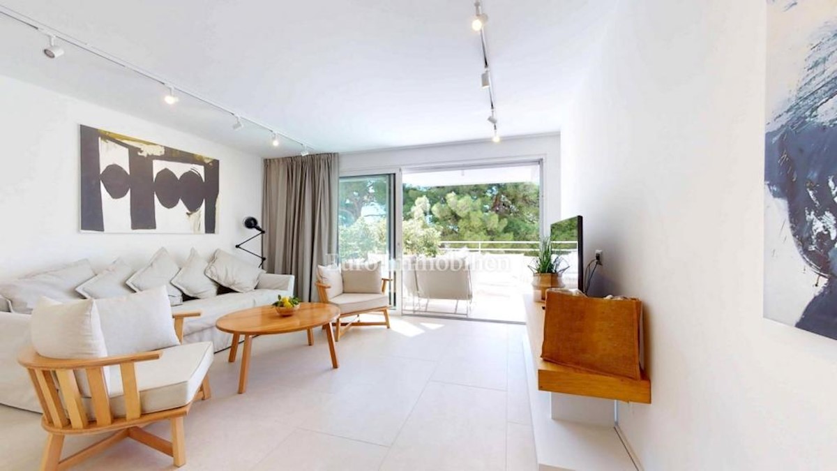Otok Vis, luksuzni apartmani u izgradnji