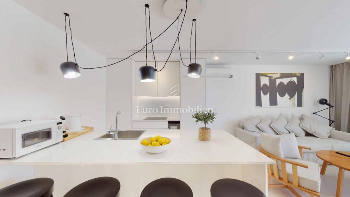 Otok Vis, luksuzni apartmani u izgradnji