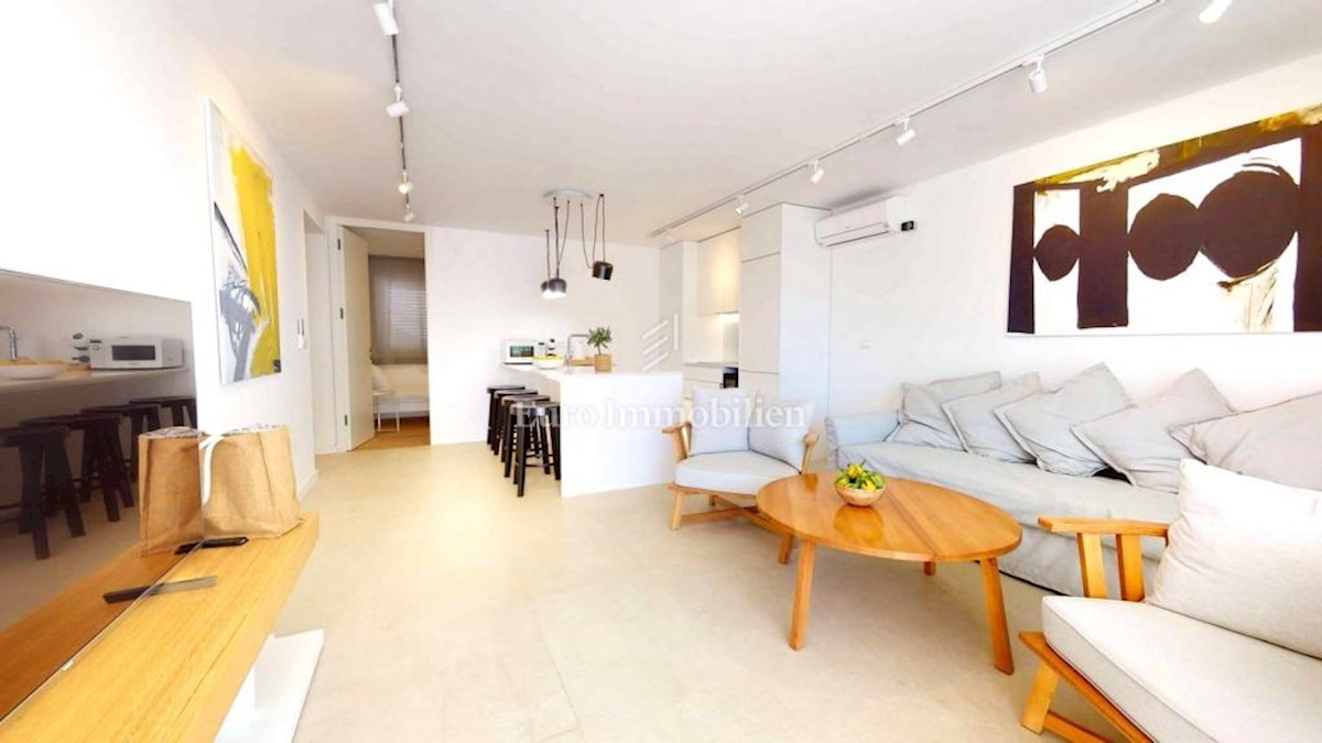 Otok Vis, luksuzni apartmani u izgradnji
