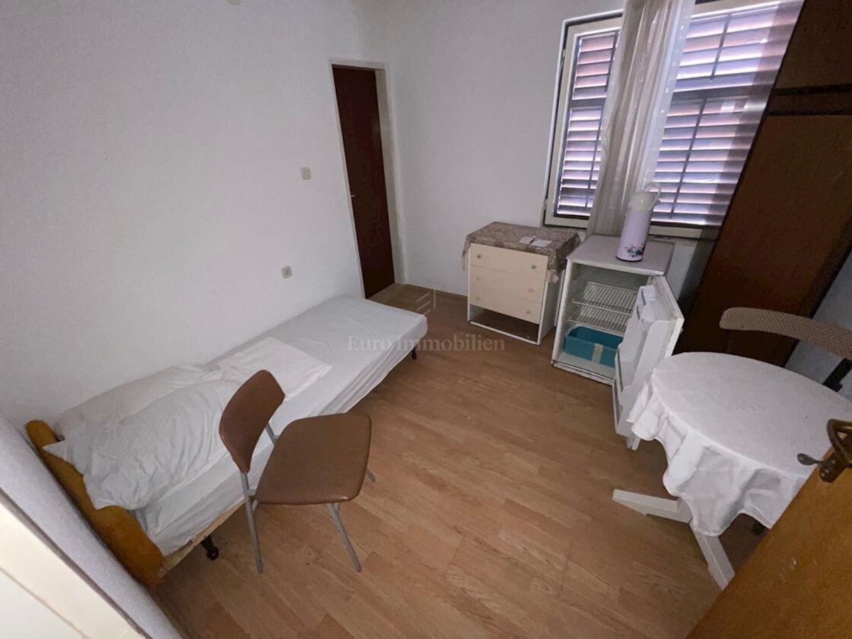 Kuća u centru Makarske sa lijepim pogledom na more