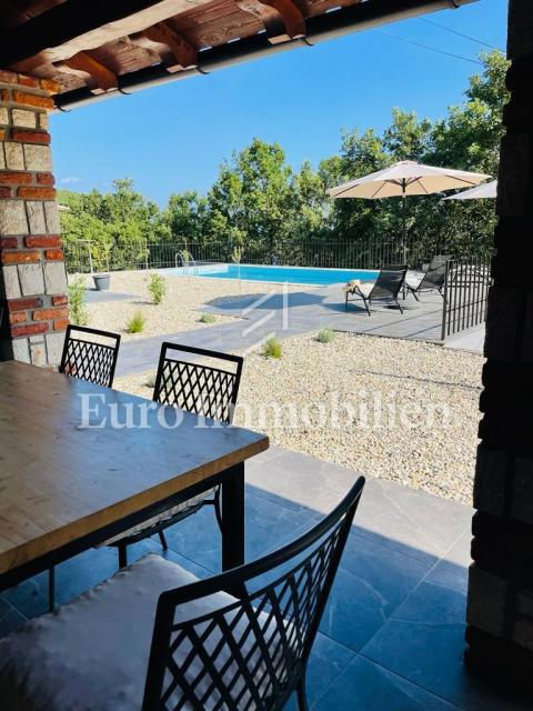 Mošćenička Draga - vila s pogledom na Kvarner