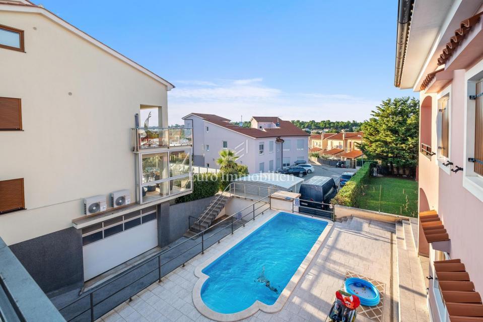 Dvoetažni apartma v bližini marine, Medulin - Volme