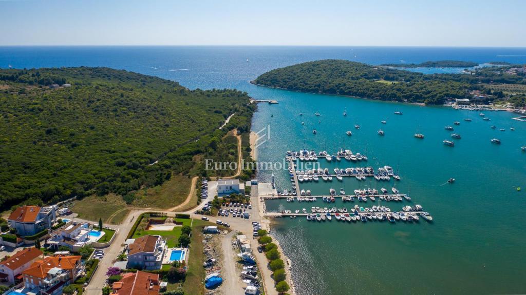 Dvoetažni apartma v bližini marine, Medulin - Volme
