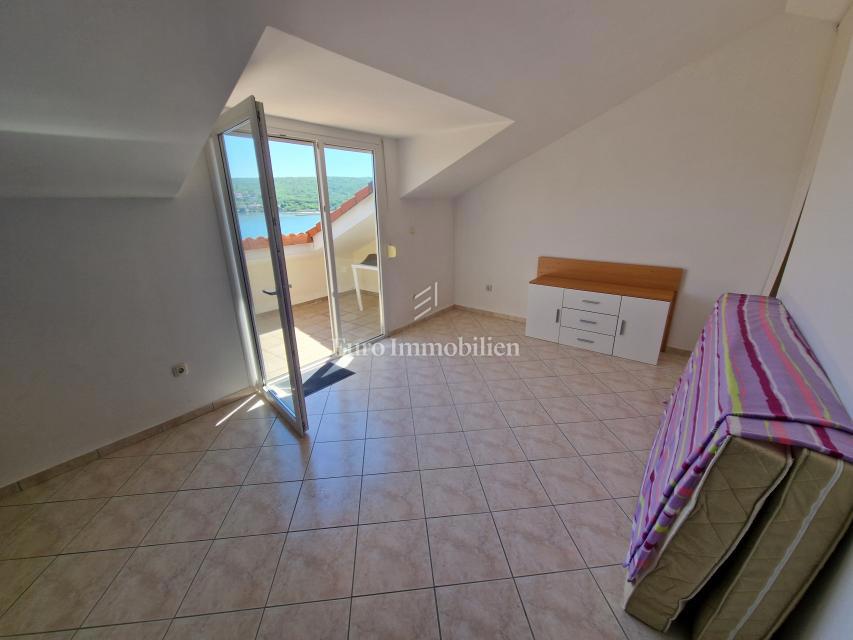 Krk - apartma s pogledom na morje 60 m do plaže