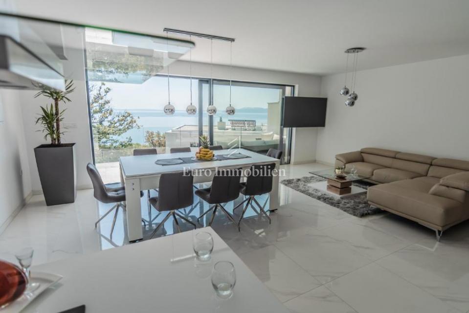 Opatija - moderna vila z bazenom
