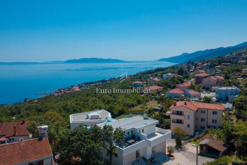 Opatija - moderna vila z bazenom
