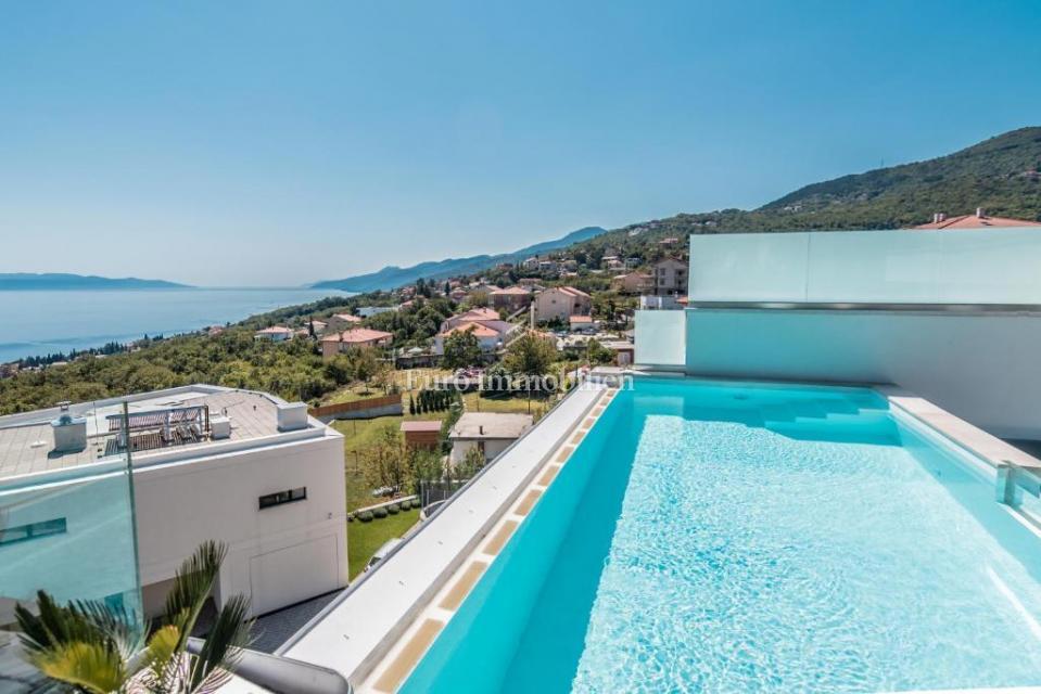 Opatija - moderna vila z bazenom