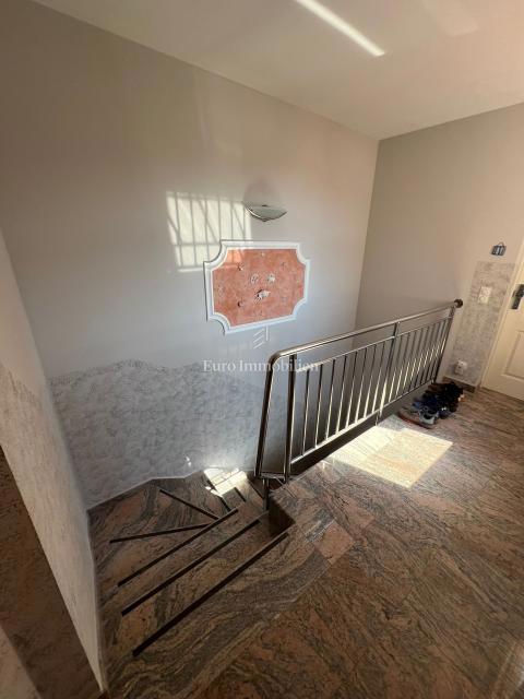 Diklo - Hiša z 8 apartmaji