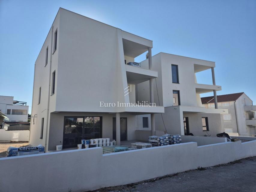 Nov apartma s pogledom na morje - Vodice