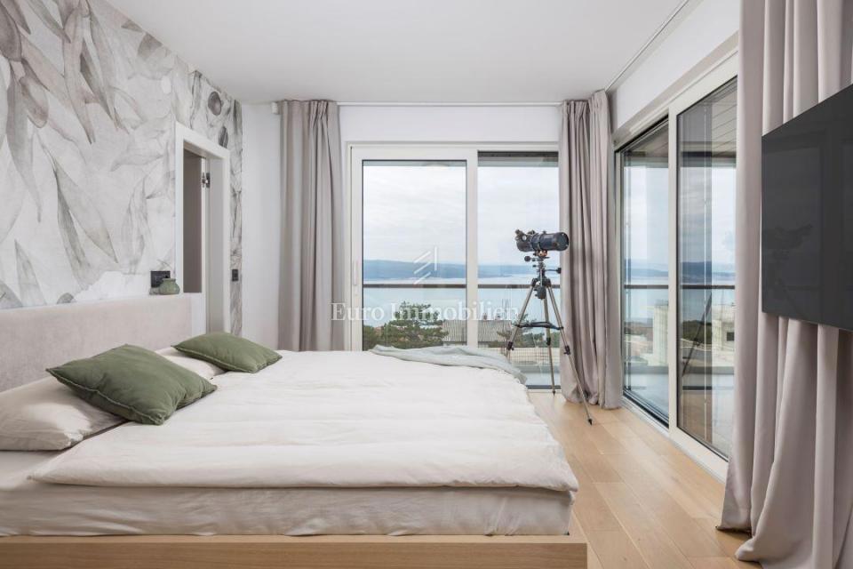 Crikvenica moderna družinska hiša