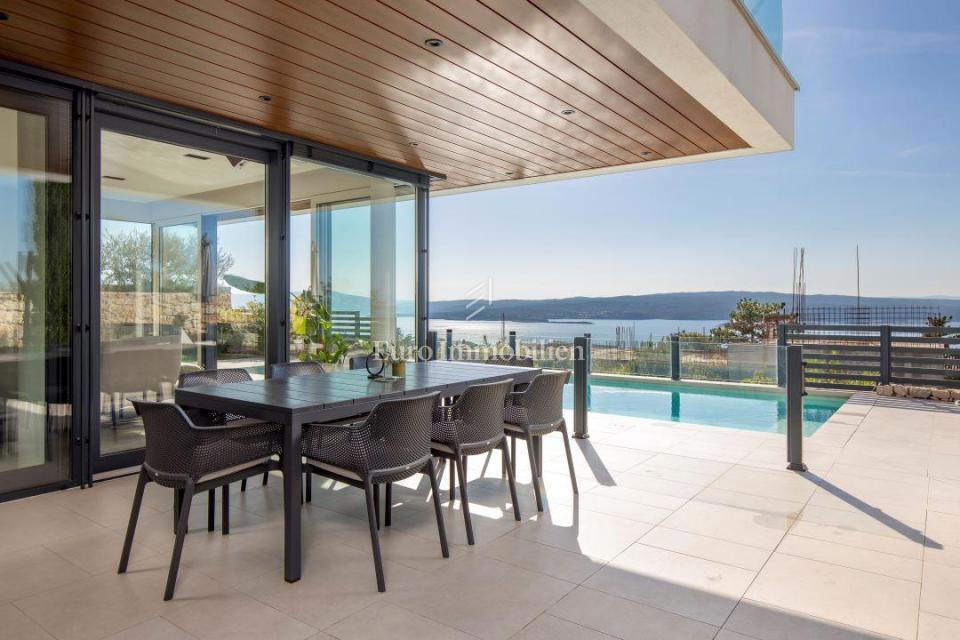 Crikvenica moderna družinska hiša