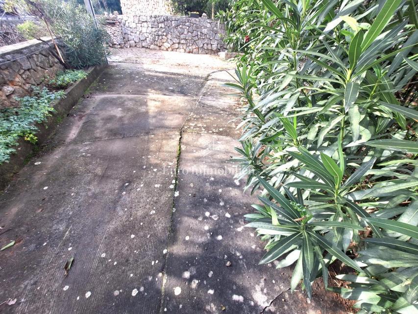 Mesto Krk - hiša s tremi apartmaji