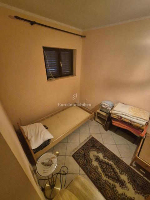 Vodice - Wohnung in der Nähe des Meeres