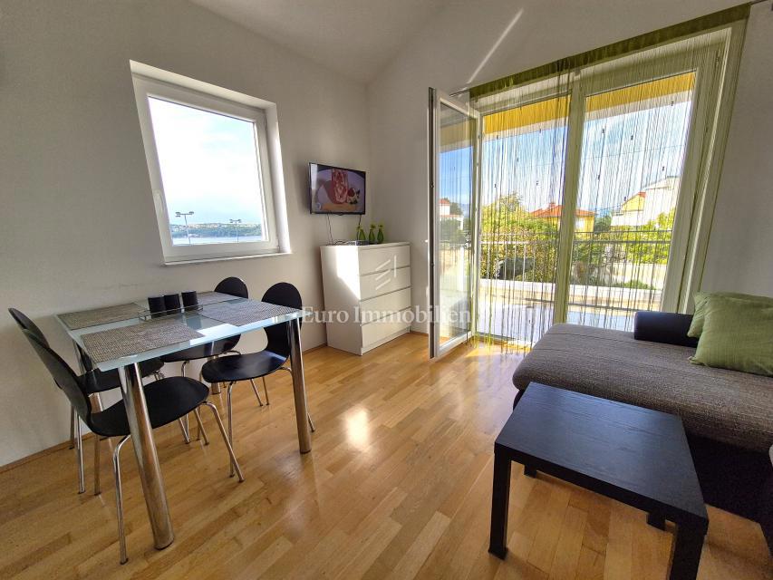 Apartma v prvi vrsti do morja