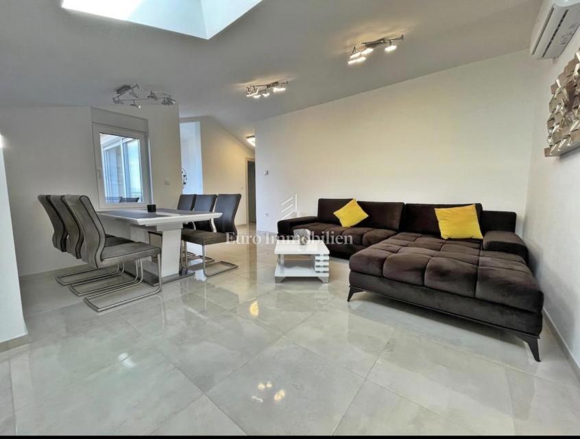 Crikvenica - apartma s panoramskim razgledom