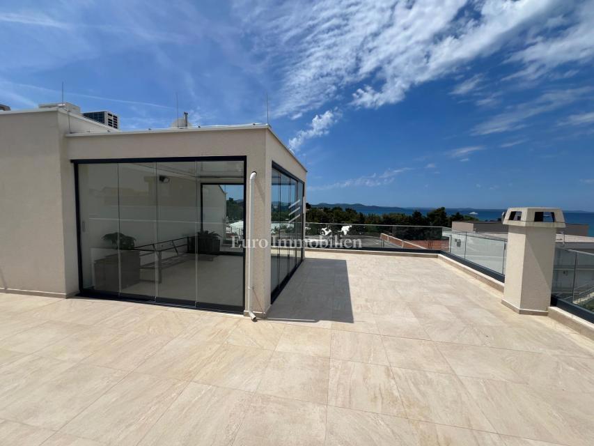 Zadar - stanovanje s strešno teraso