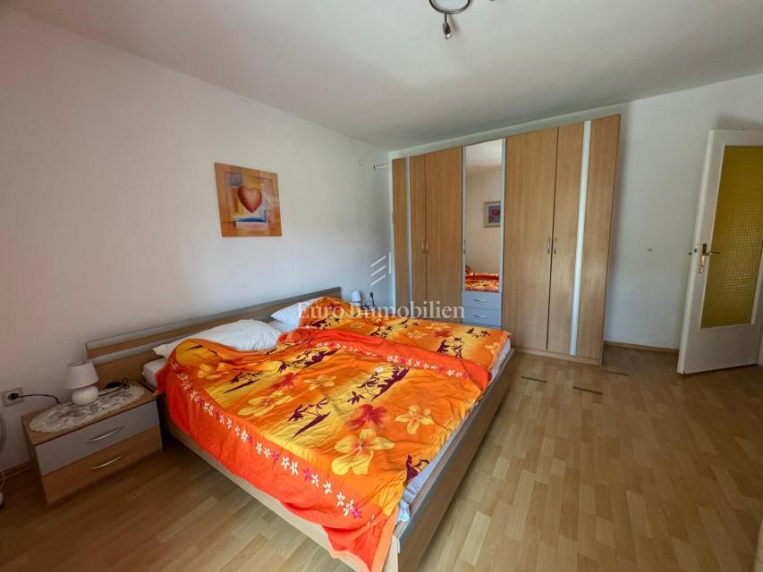 Labin - družinska hiša z velikim vrtom