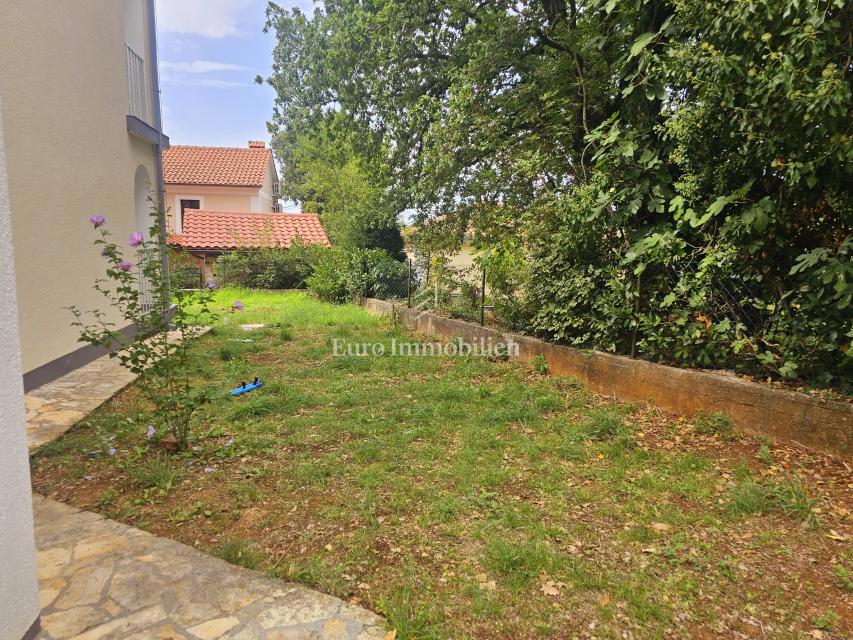 Samostojna hiša s tremi apartmaji, pogled morje - Malinska
