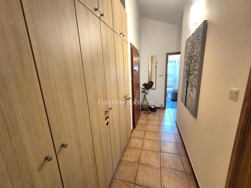Celotno nadstropje z odprtim pogledom na morje - Malinska