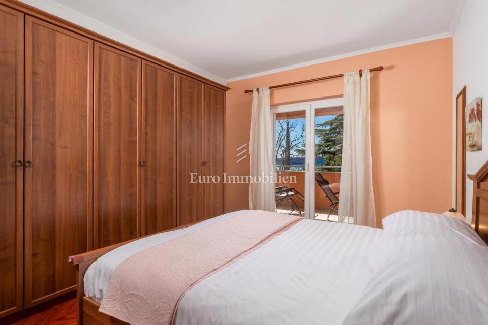 Družinska hiša blizu plaže