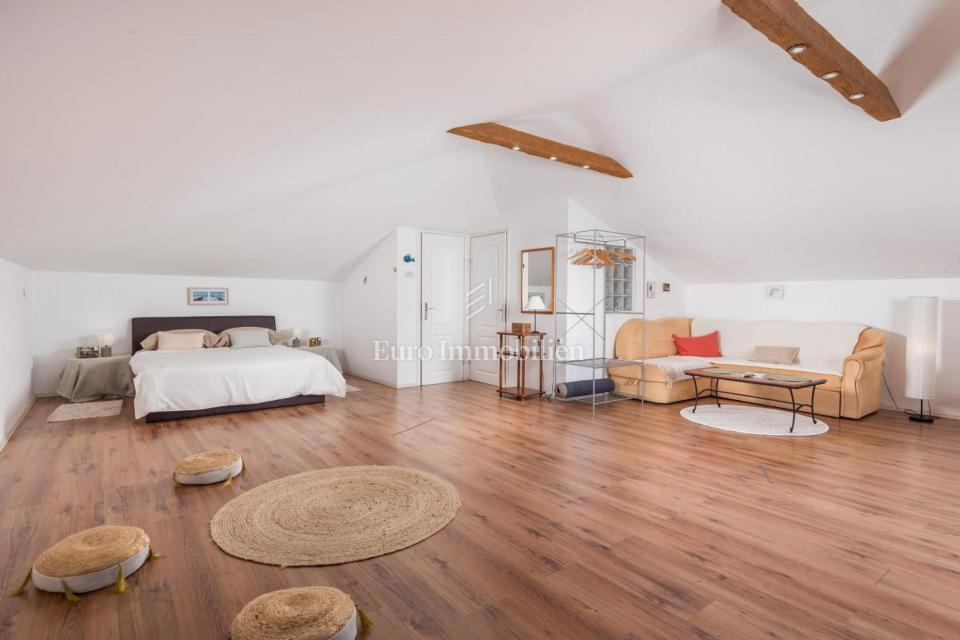 Družinska hiša blizu plaže