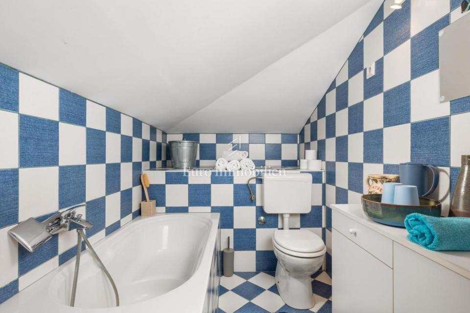 Družinska hiša blizu plaže