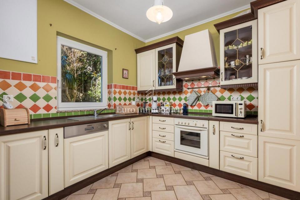 Družinska hiša blizu plaže