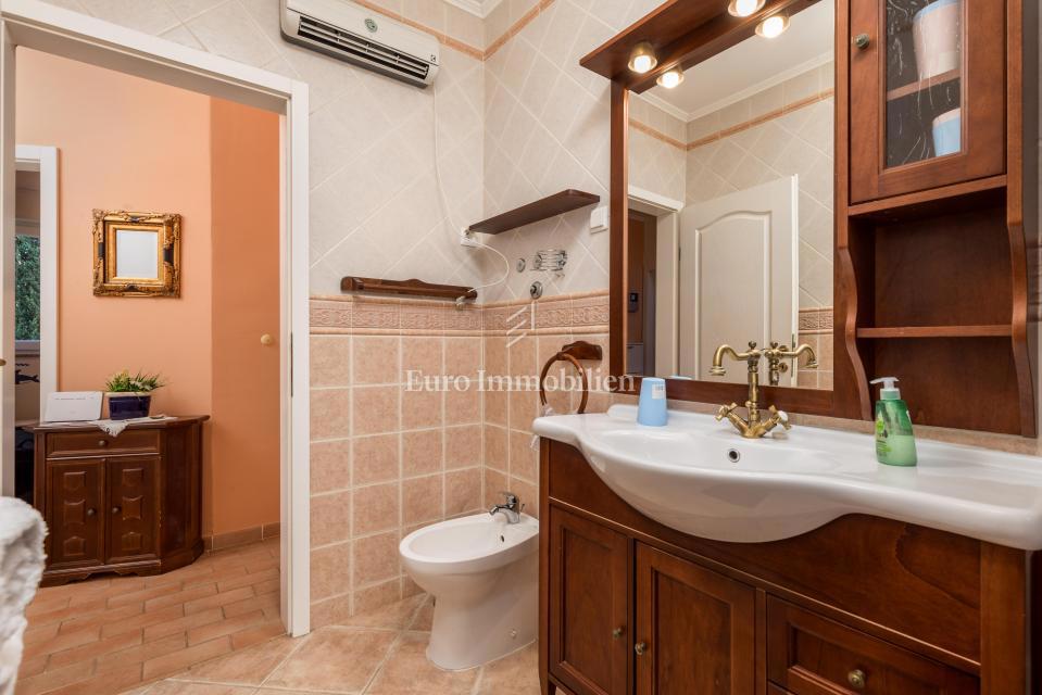 Družinska hiša blizu plaže